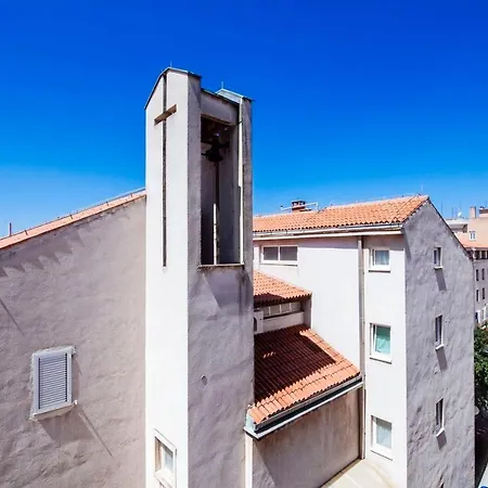 Apartment Bayshore